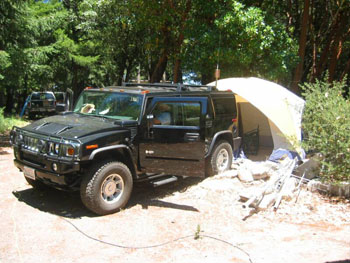 Our backup operating position was N6RC's Hummer H2