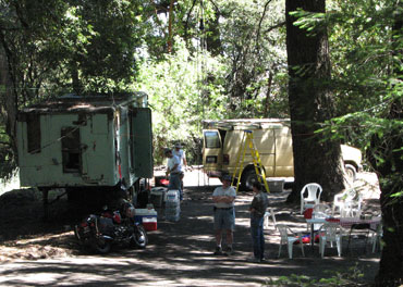 Station 1 & Kitchen Area